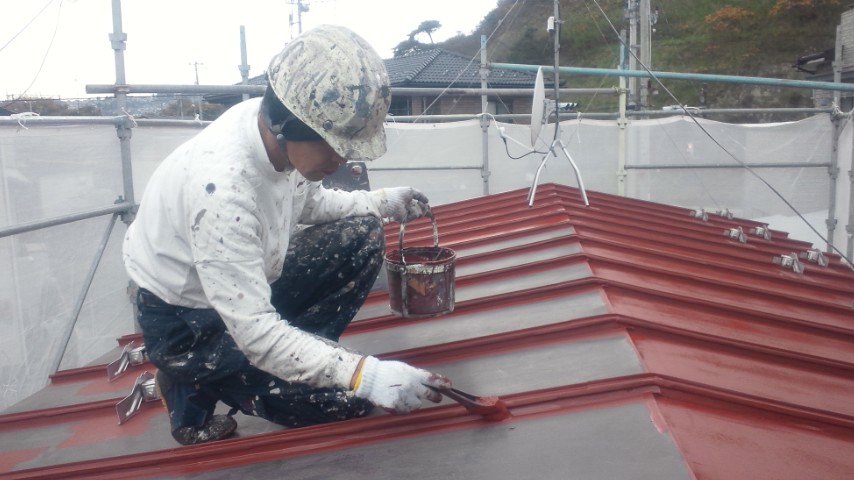 二階、物置屋根錆止め塗装2